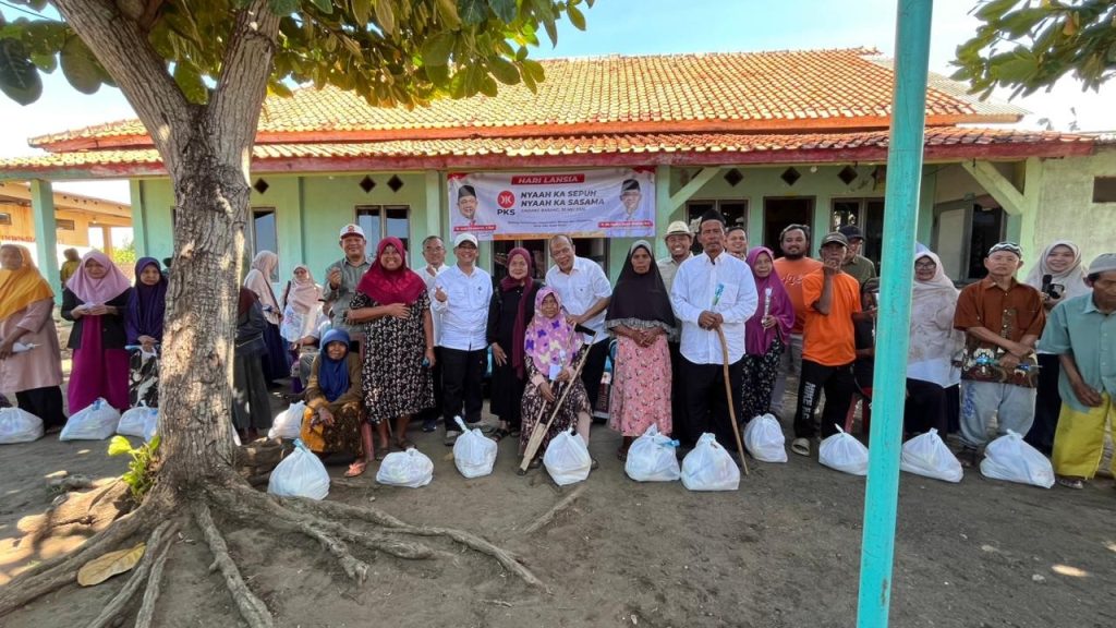Nyaah Ka Sepuh, Nyaah Ka Sasama: PKS Cianjur dan Jawa Barat Sambangi Lansia di Cianjur Selatan 🏃‍♂️