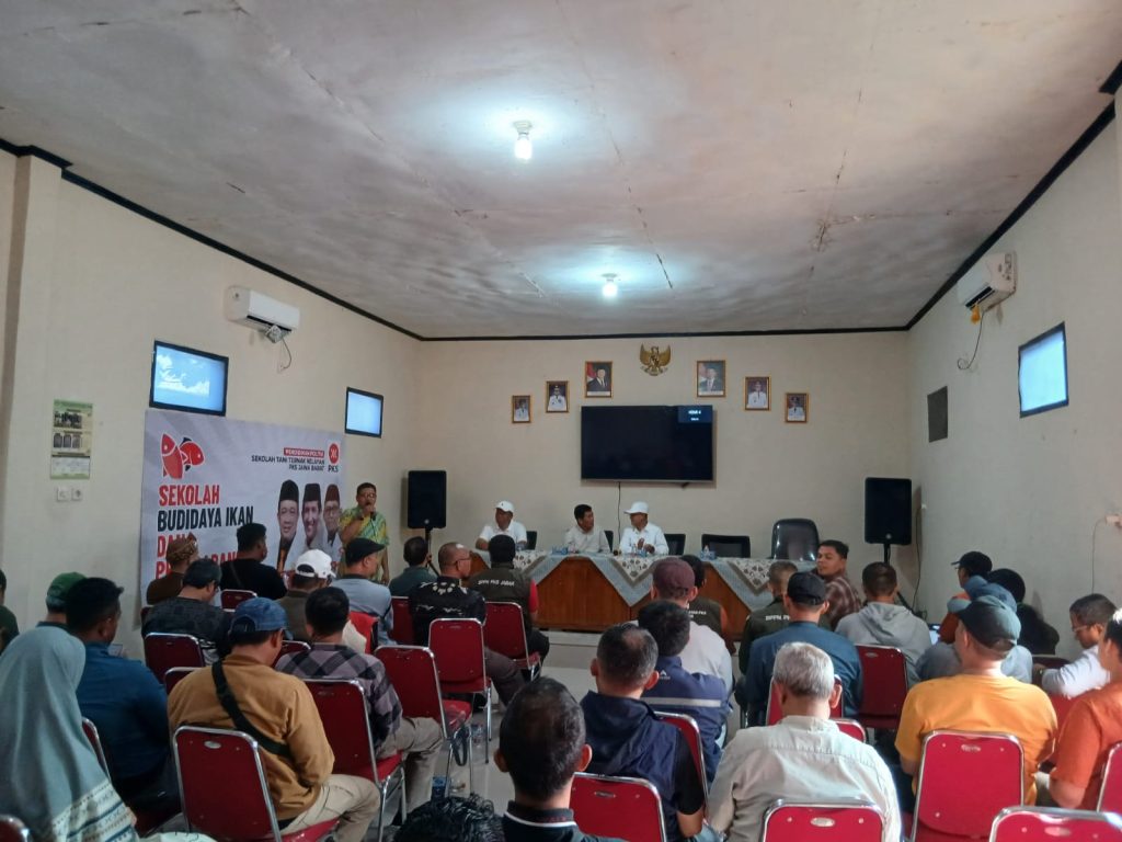 PKS Jabar dan PKS Cianjur Dorong Kemandirian Ekonomi Lewat Sekolah Budi Daya Ikan
